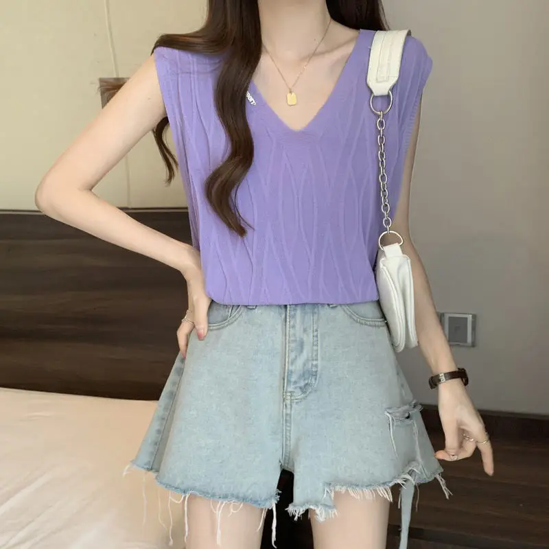 Fashion V-Neck Solid Color Knitted Sweet Sleeveless T-Shirts Female Clothing 2024 Summer New Loose Korean Tops Casual Tank Top