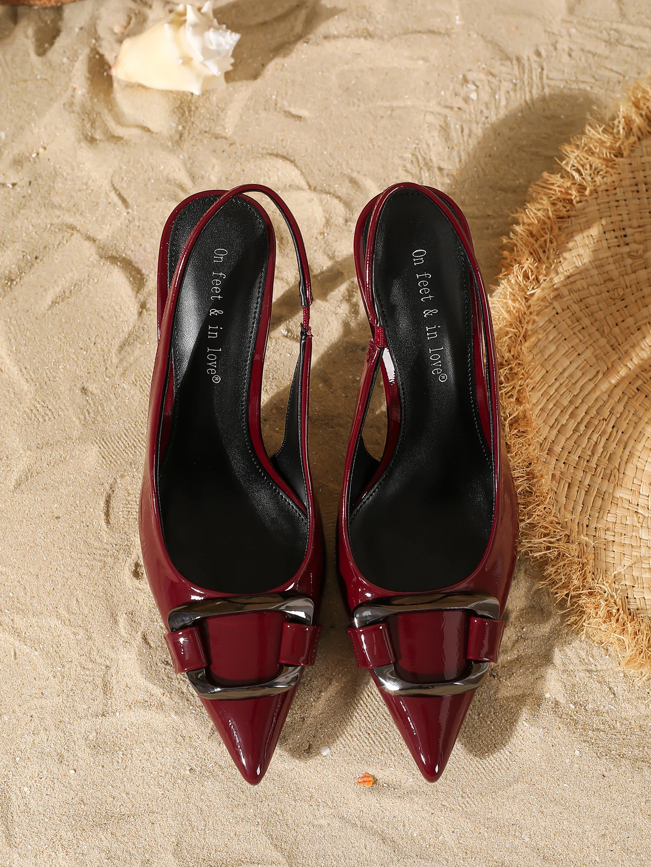 صندل نسائي من الجلد اللامع بإبزيم مربع #5