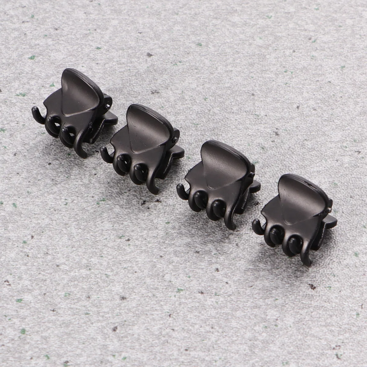 

60Pcs Mini Hair Claw Plastic Small Hair Clips for Girls Women Kids Hairpin Bangs Clamp Cute Headwear Styling Tool