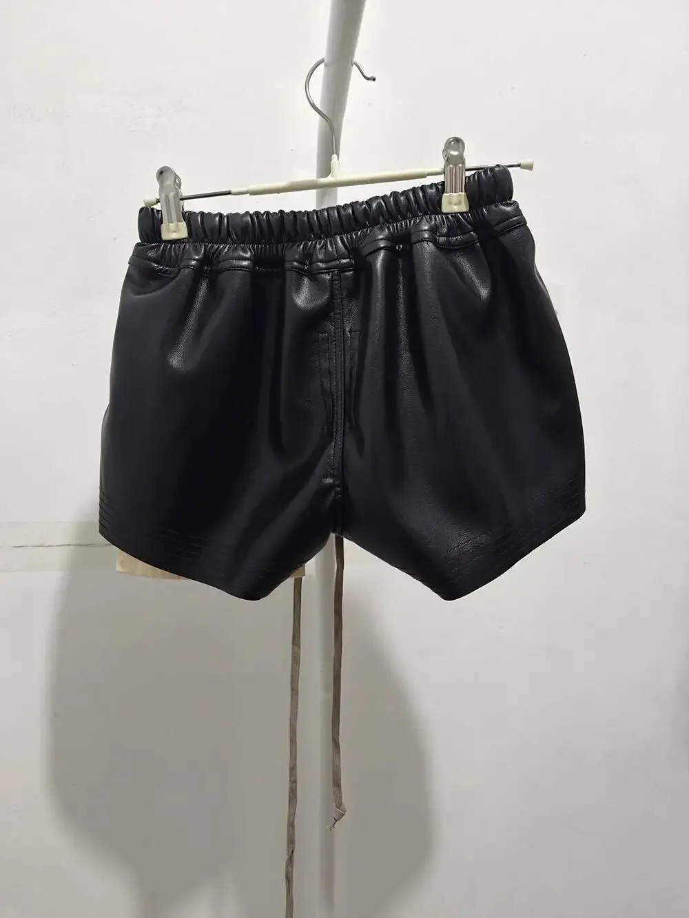 Summer Women's PU Leather Shorts Dark Retro Side Split Color Block Elastic Waisted Drawstring Hot Shorts Female Clothing