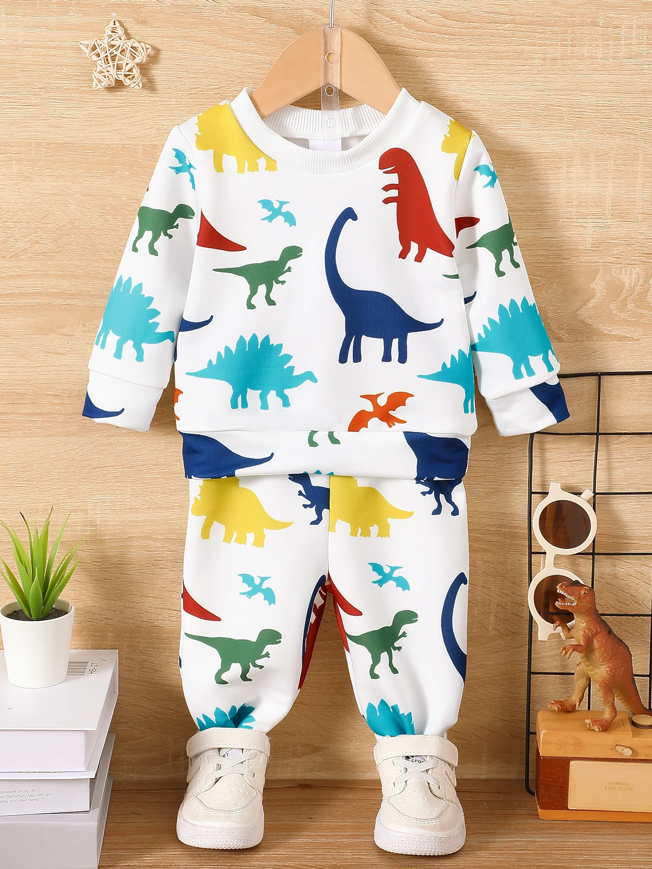 6-36M Fall Male Baby Casual White Suit Cartoon Multicolor Dinosaur Print Long-Sleeved Pullover Hoodie Top Pants Match Everything