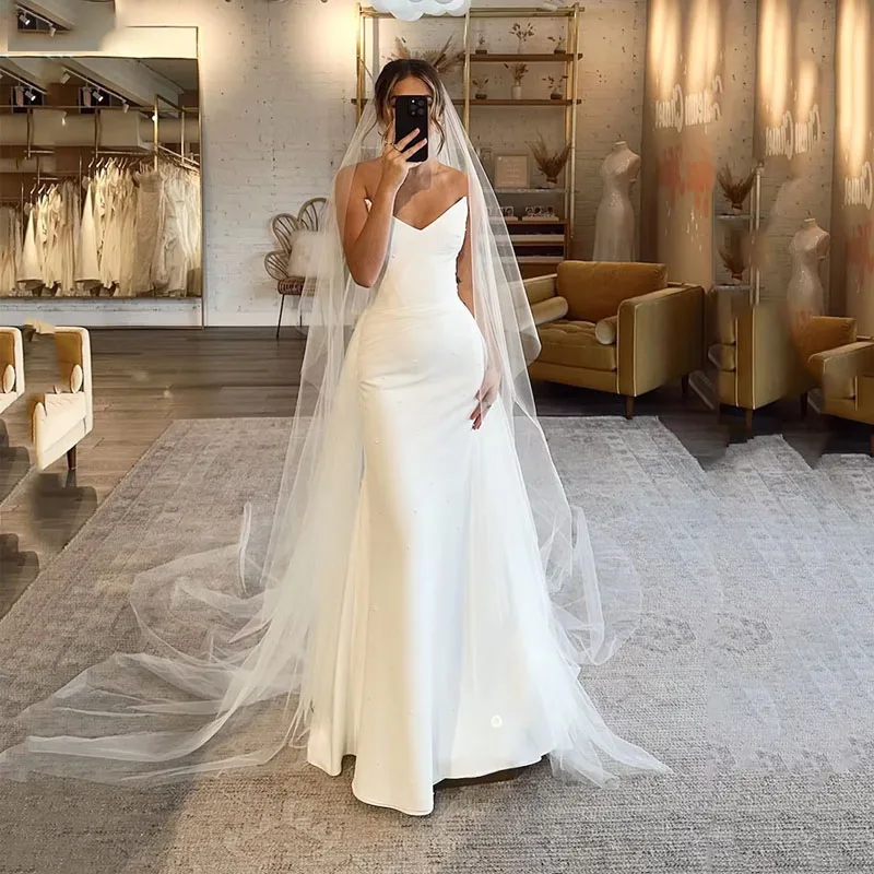 Shorts Winter Wedding Dress: The Unexpected Choice That Changed My Winter Wedding Day