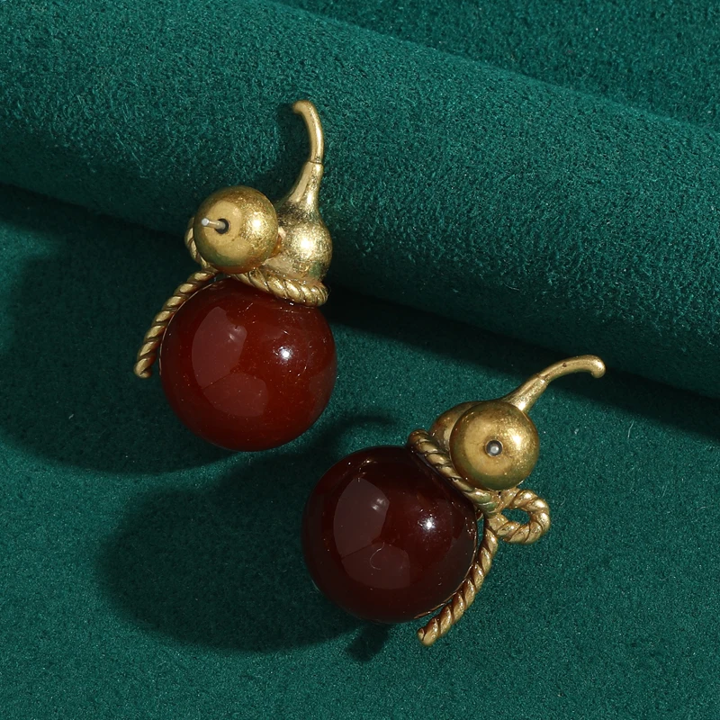 

Vintage Round Gourd Green Stud Earrings Natural Stone Antique Gold Color Jewelry Elegant Luxury Women 2026 New Trend Accessories