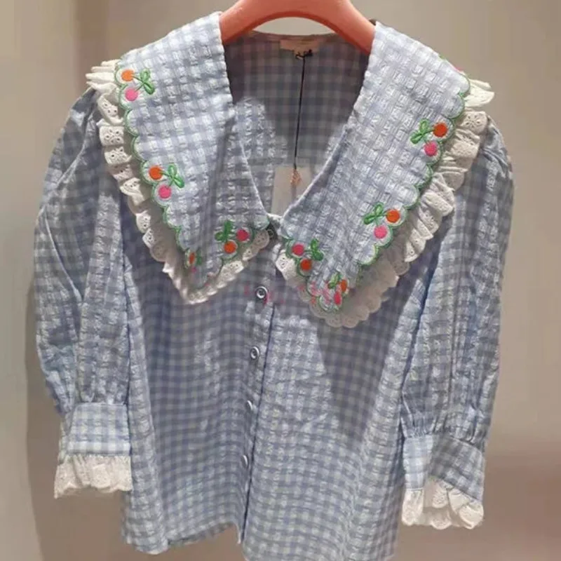

Sweet Plaid Women Shirts Peter Pan Collar Summer Puff Sleeve Embroidery Blouses Fashion 2025 Loose Korean Blouse Tops