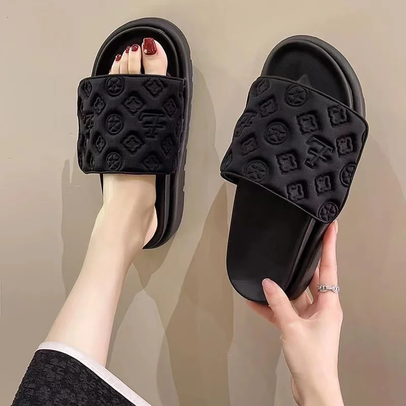 Flat Luxury  Designer Shoes Slipper Summer Brand Desinger Fashion Women Sandal Casual Slides Outdoor Female Flip Flops