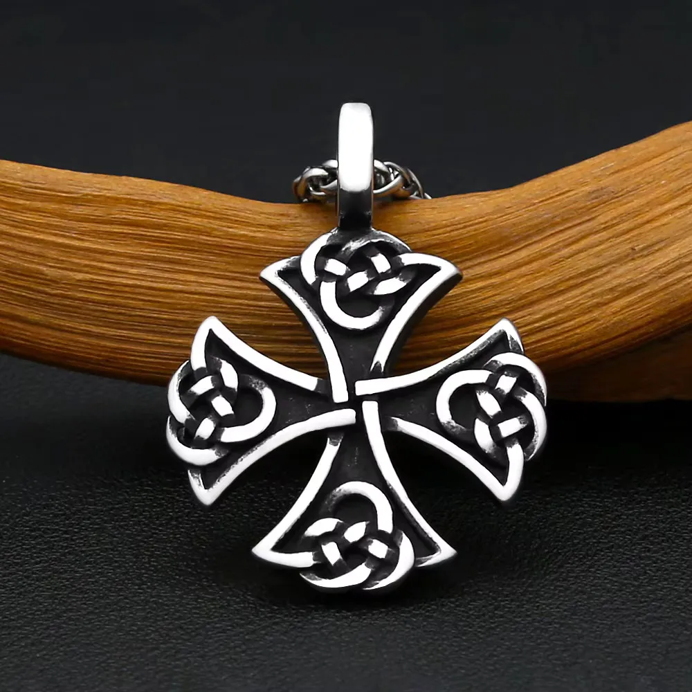Vintage Celtic Knot Cross Stainless Steel Pendant Necklace Irish Cross Amulet For Men Women Gothic Punk Biker Fashion Jewelry