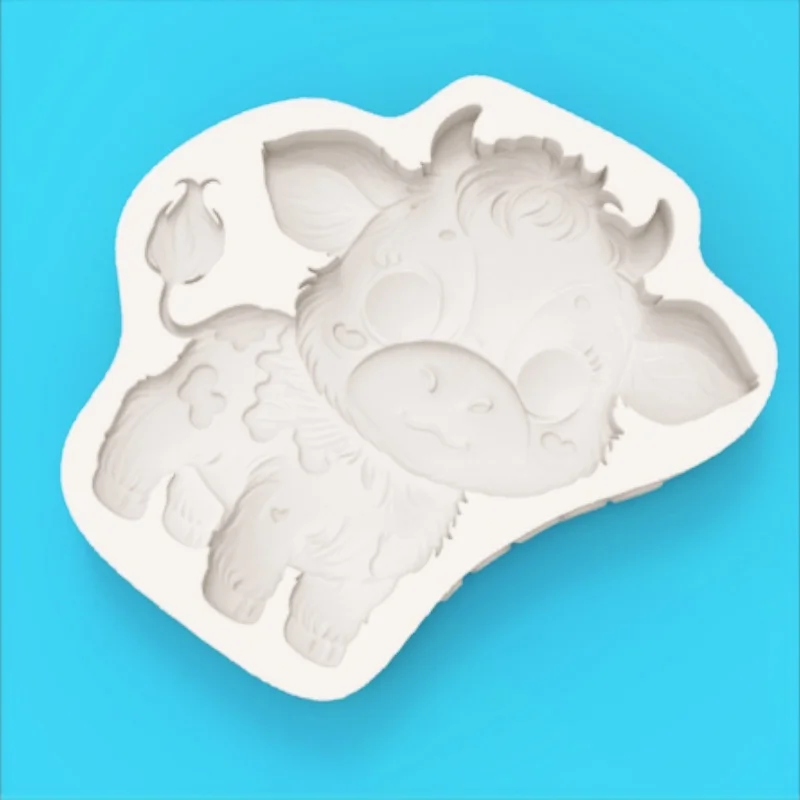 Cute Cow-Shaped Mold Cartoon Calf Chocolate Fondant Cake Cookie Creative Shape Silicone Mold view 3