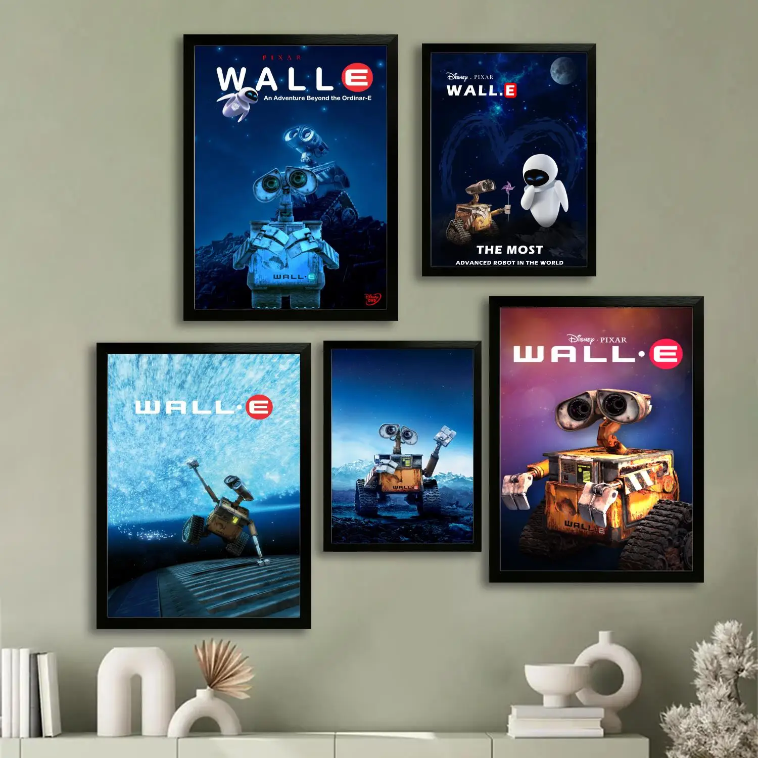 

WALL-E Canvas Art Poster, Wall Art, Picture Print, Modern Family, Bedroom Decor, Posters,Decorative painting