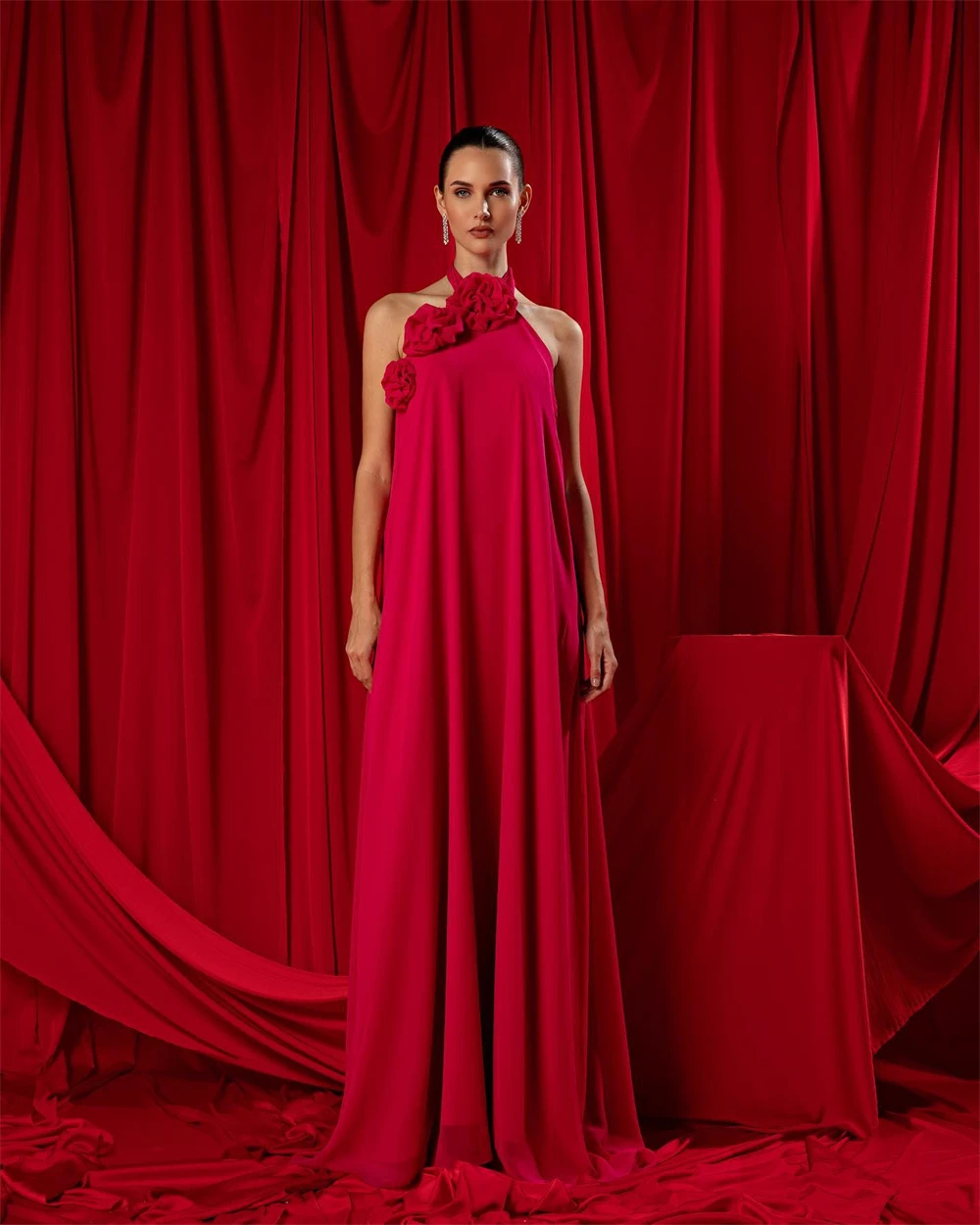 

Очаровательные шифоновые вечерние платья по индивидуальному заказу. Изысканное платье без рукавов с лямкой на шее. Классические цветы. Vestido De Festa.