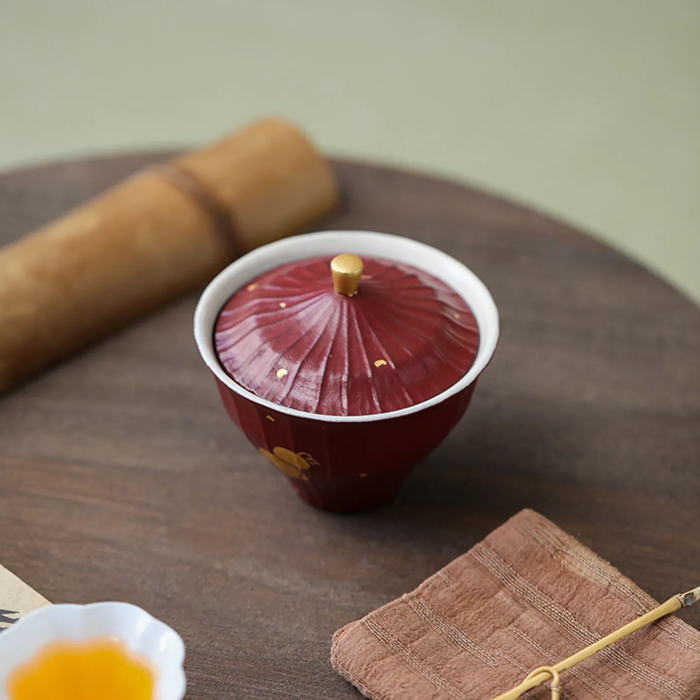 Red Hand Painted Gourd Three Piece Gaiwan, Clay Lidded Tea Bowl for Everyday Tea Brewing and Guest Service