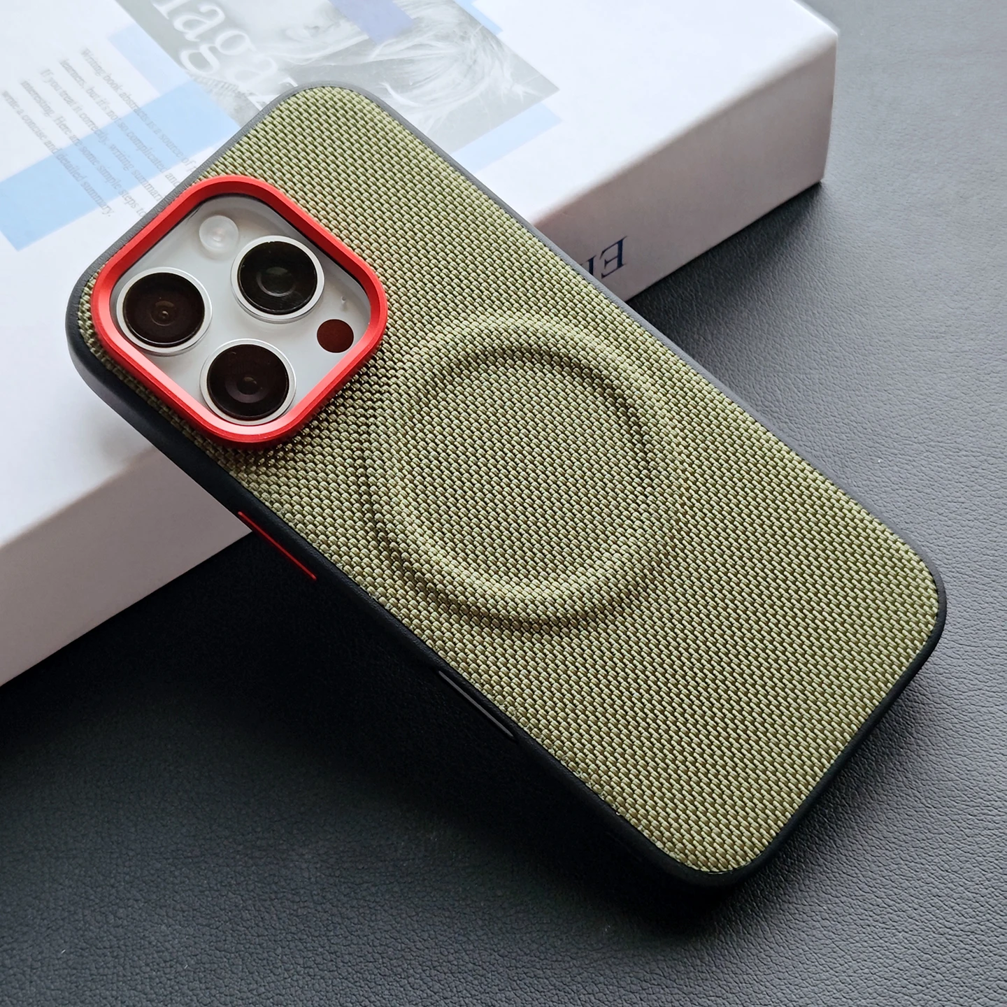 Für iPhone 17 16 Pro Max 15 Pro Hülle, luxuriöses PU-Leder, magnetisch, kabelloses Laden, schützende Rückseite, CMDKNPCX