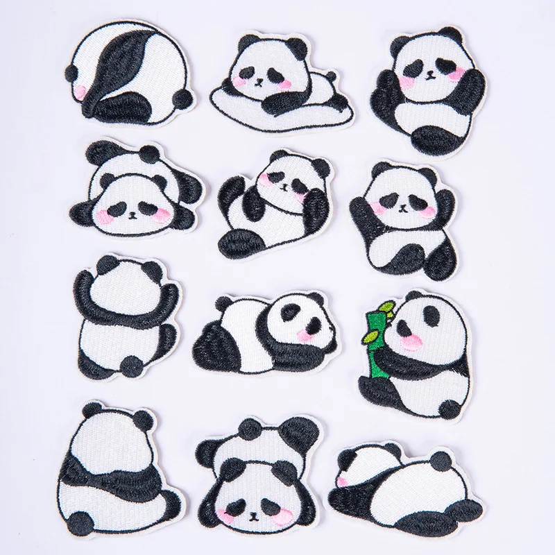 Toppa ricamata Panda del fumetto toppa ricamata per vestiti adesivi Clorhing ferro sulle toppe per abbigliamento Applique abbigliamento fai da te