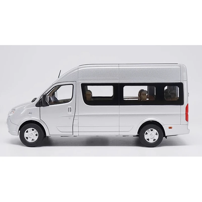 Diecast 1:24 Scale DongFeng YuFeng Business Vehicle Alloy Car Model Finished Product Simulation Toy Display Souvenir