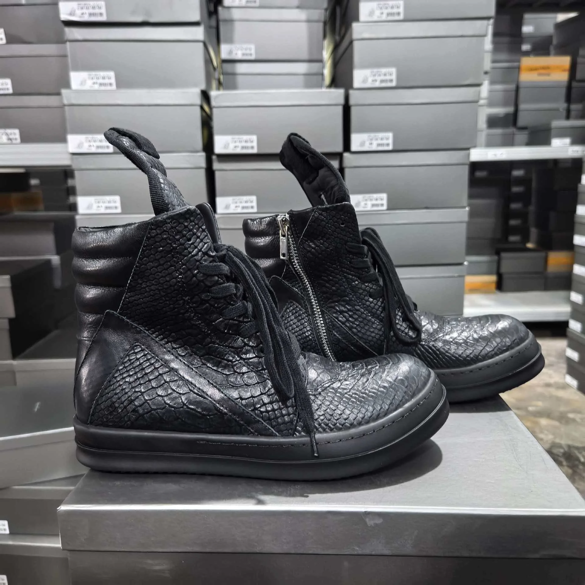 Black Python Embossed Genuine Leather High Top Sneakers Men's Ankle Boot Zipper Casual Fashion Designer Women's Shoes