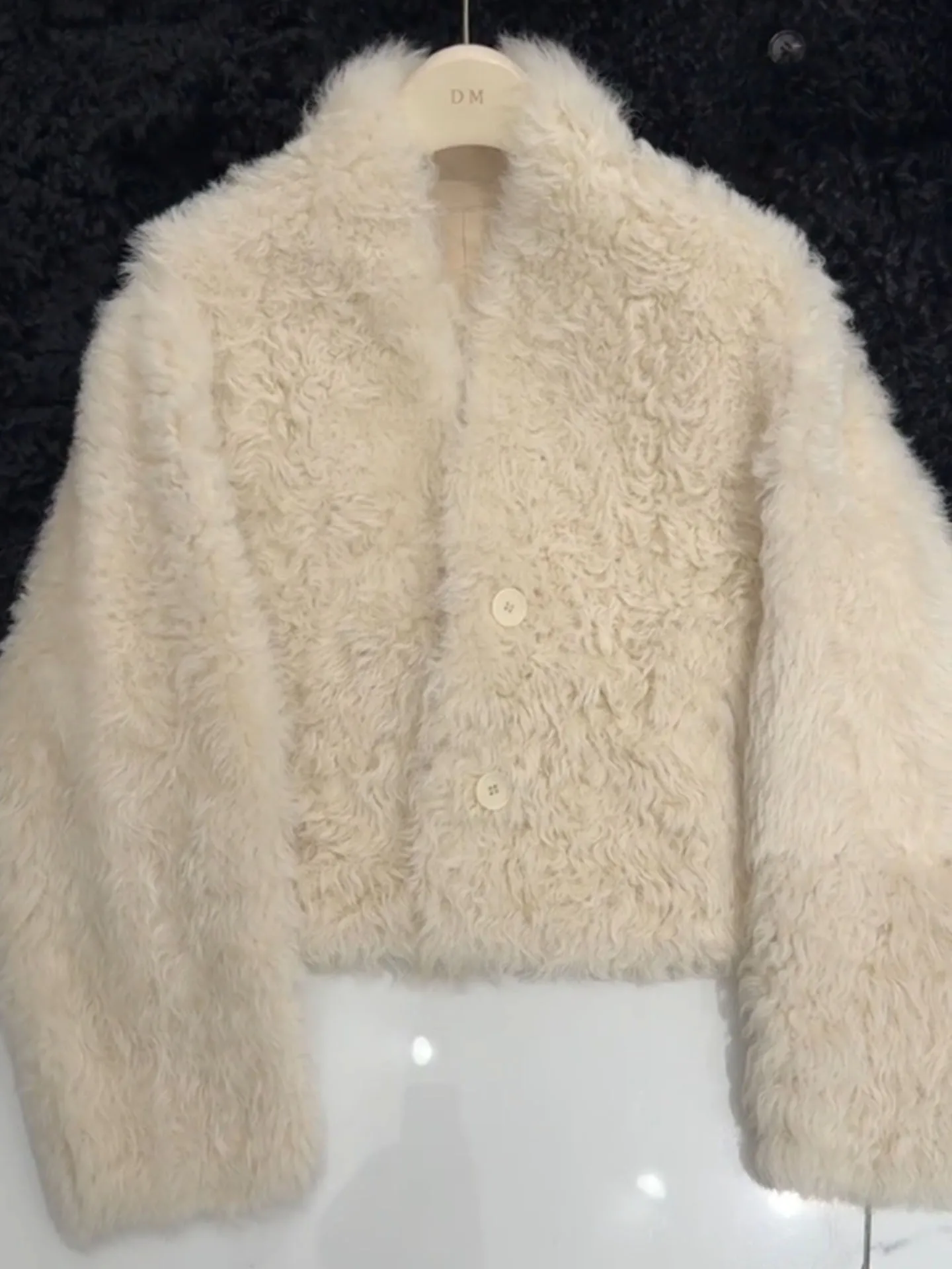 Einzigartiges, ultrasüßes Lederfell, beige Thiened Winterjaet, lässiges, mit Fce gefüttertes Oberteil für den Pendelverkehr, Stehen...