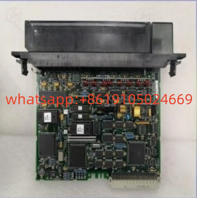 IC695LCU002โมดูลเดิมใหม่ IC695LCU003 IC695LCU004