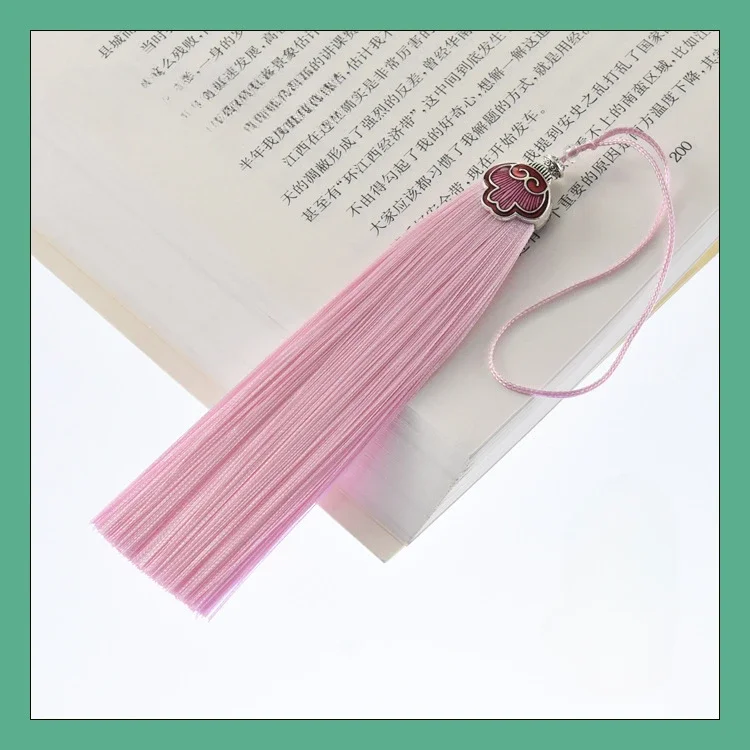 Chinese Auspicious Cloud Tassels Beautiful Flat Tassels Key Chain Handbag Pendants Handicraft Accessories