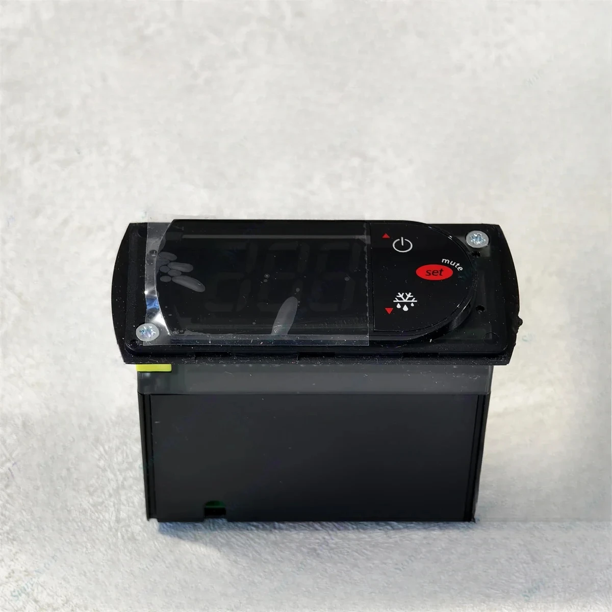 

Original Genuine Temperature Controller PJEZS0P000