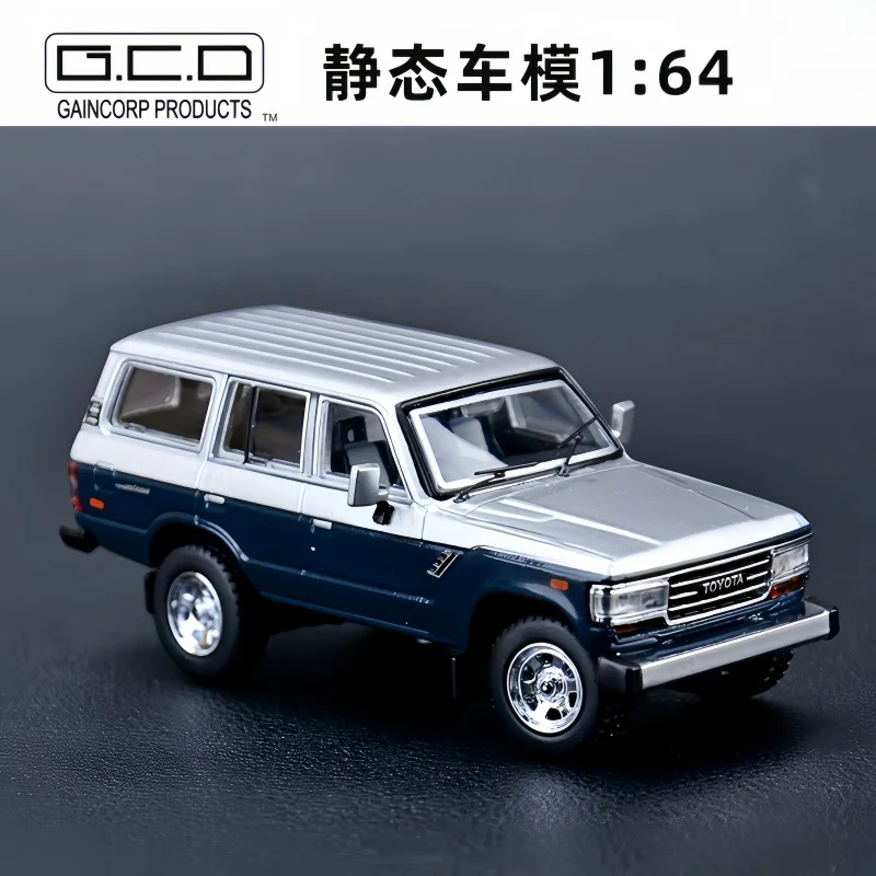 GCD 1:64  Landcruiser LC60 simulation alloy car model