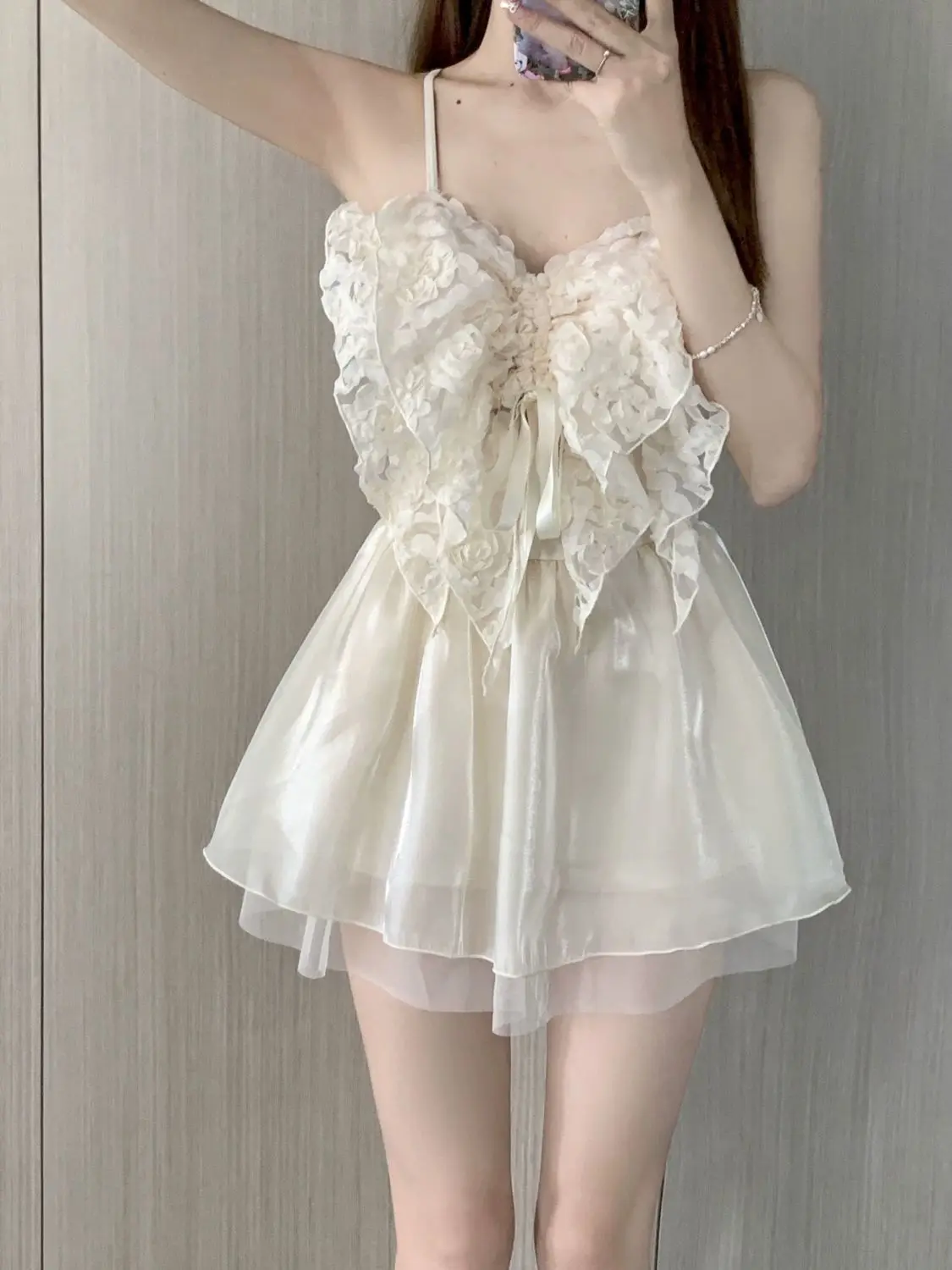 Traje de baño de una pieza con falda de playa delgada conservadora sin espalda sexy con agradable arco y tirantes de color sólido