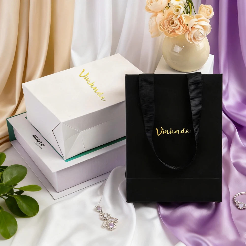 

Customizable White Black Paper Tote Bag With Logo 12x6x16cm Shopping Wedding Party Baby Shower Cnady Jewelry Gift Packaging Bags