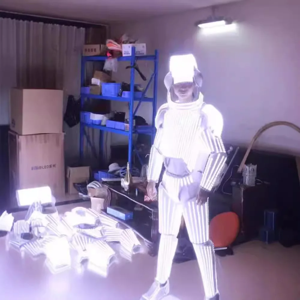 

Космический костюм белого света, ночной бар, светодиодная светящаяся броня, сценический светящийся костюм для выступлений, механический танцевальный реквизит