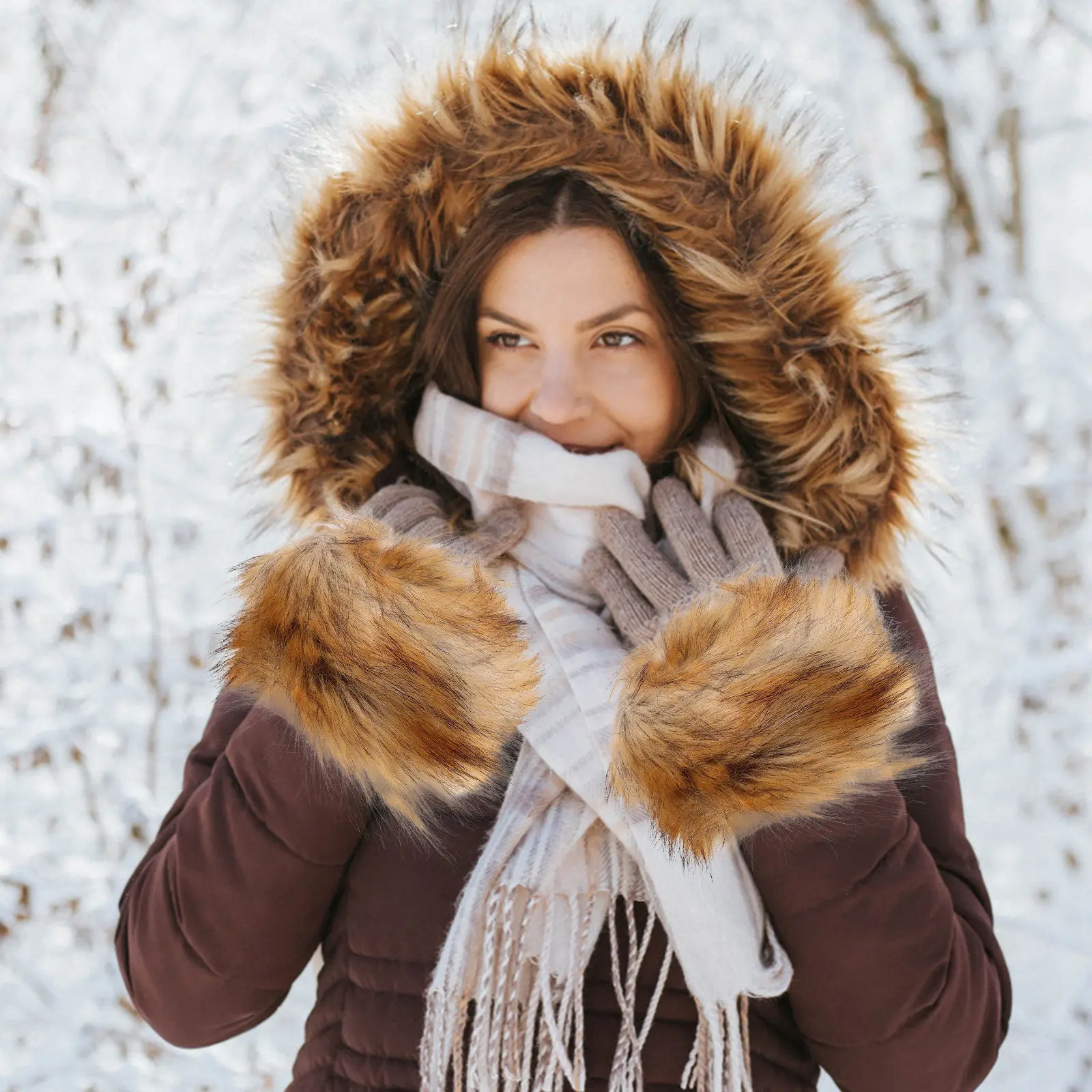 

2Pcs Fashion Arm Warmers for Women Winter Thermal Wrist Cuffs Lightweight Comfortable Hand Protectors for Office Home Travel