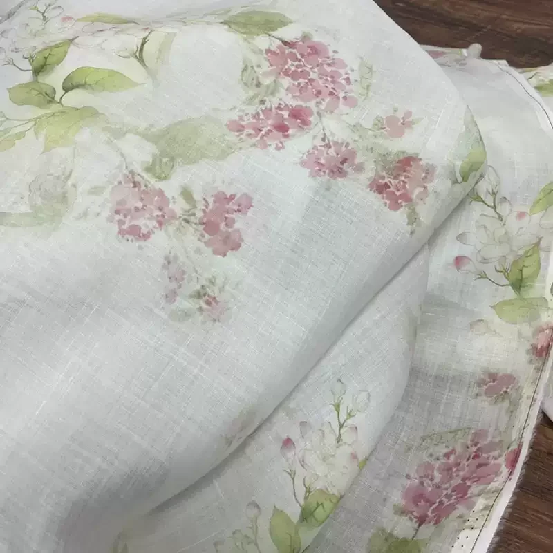 

100% white printed ramie women's fabric, used for making women's shirts, skirts, and DIY sewing fabrics