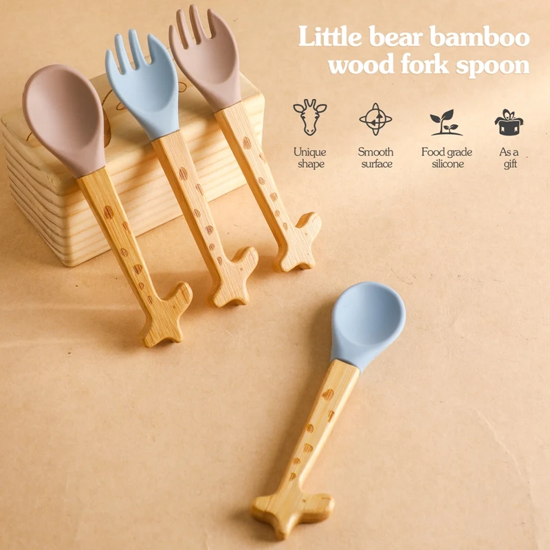 2Pcs Baby Silicone Feeding Spoon Fork Tableware BPA Free Baby Wooden Handle Giraffe Spoon Fork For Toddlers Feeding Supplies