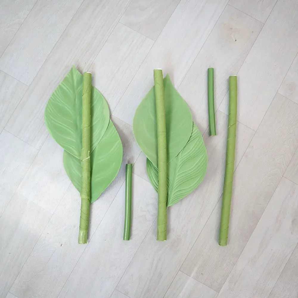 Simulierter künstlicher Blumenständer, 1,35 m, PVC, grüne Blätter, Blumenstielbasis, Zubehör für Schaufensterdekoration, riesiger Blumenständer – Detail 9