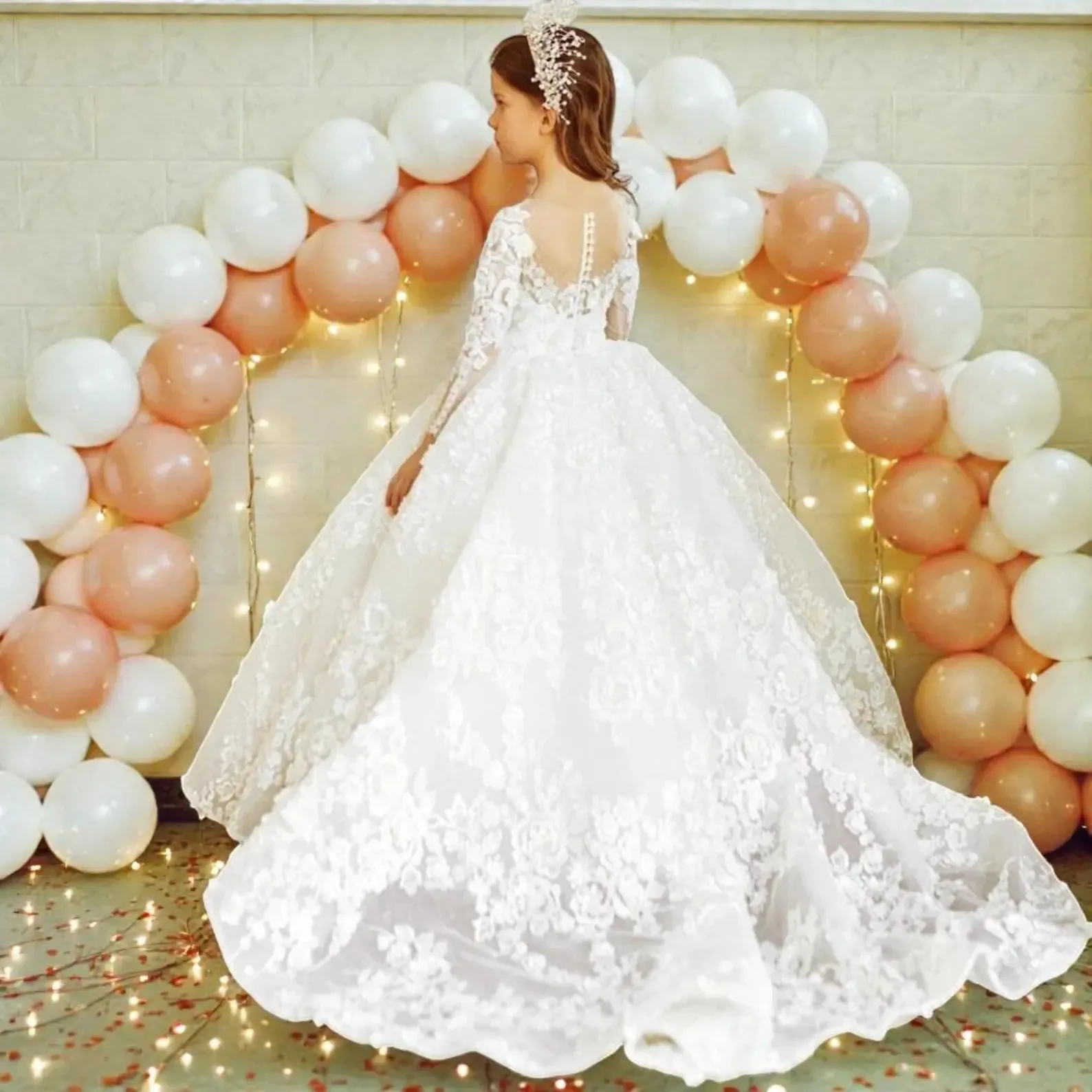 Custom Long Sleeve Lace Embroidered Ball Gown Flower Girl Dress For Luxury Wedding Birthday Party Pageant Runway Formal Kids
