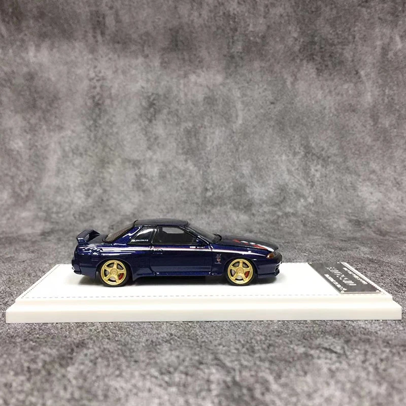 Focal Horizon 1:64 Model Car Skyline GT-R R32 Nismo S-Tune Open Hood Alloy Die-Cast Vehicle -Dark Blue