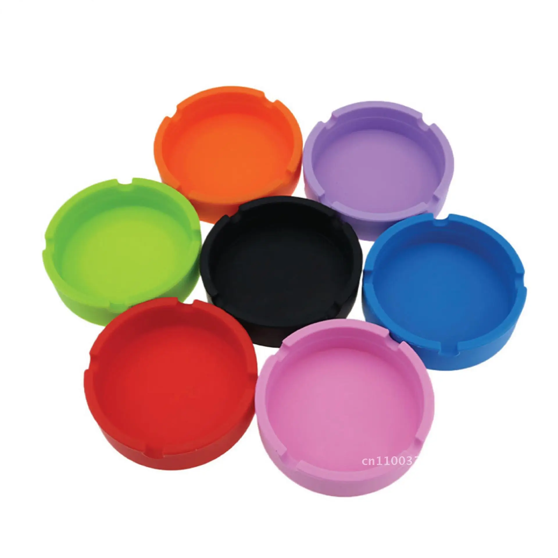 

High Temperature Resistant Silicone Ashtray Round/Square Shape Customizable Color Logo Direct Sale Minimalist Design