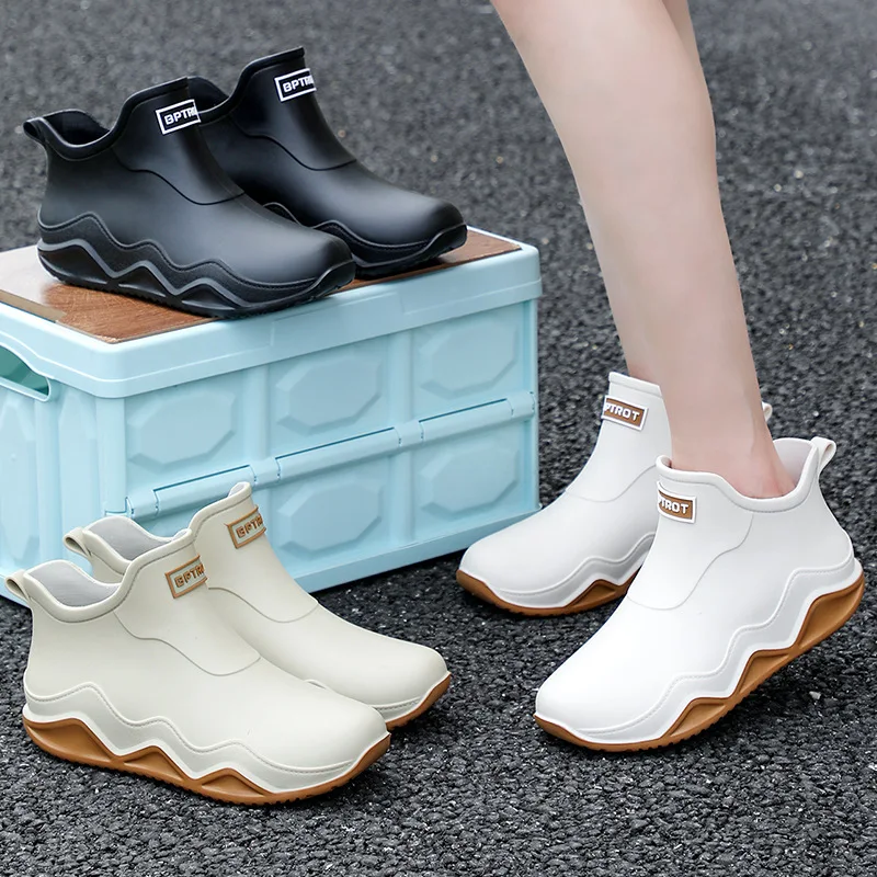 bottes-de-pluie-unisexes-2024-nouvelles-antiderapantes-resistantes-a-l'usure-et-aux-odeurs-speciales-peche-et-traversee-d'eau-chaussures-de-pluie-pour-hommes