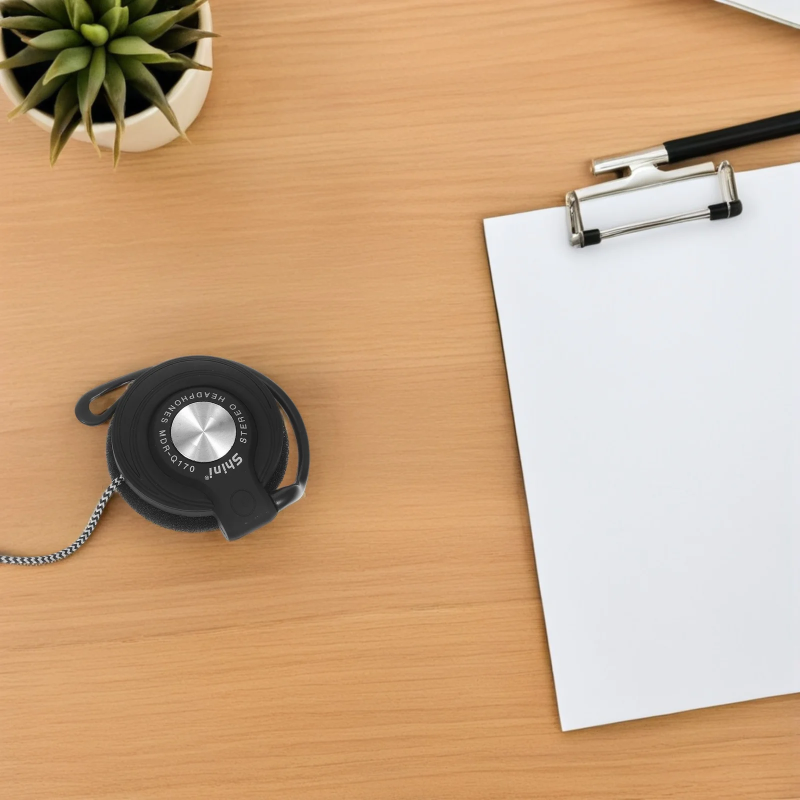 

Universal Earhook Headphones 3.5mm Clip On Ear Wired Stereo Earbuds Noise Cancelling Durable Cable For Phone Computer