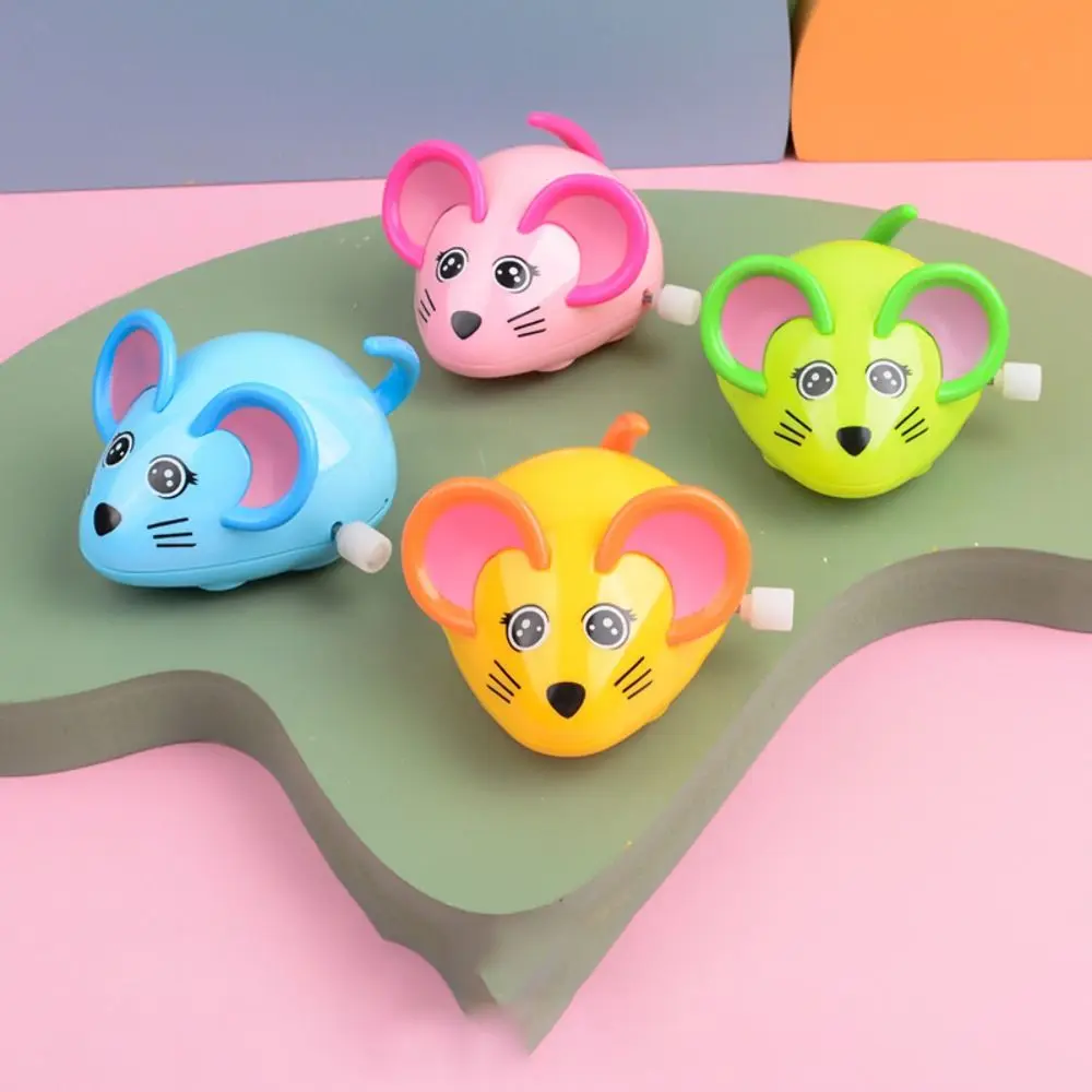 Jouet mécanique en plastique amusant, petite chaîne de course, souris, jouet oscillant, jouet mécanique intéressant, ornement de bureau
