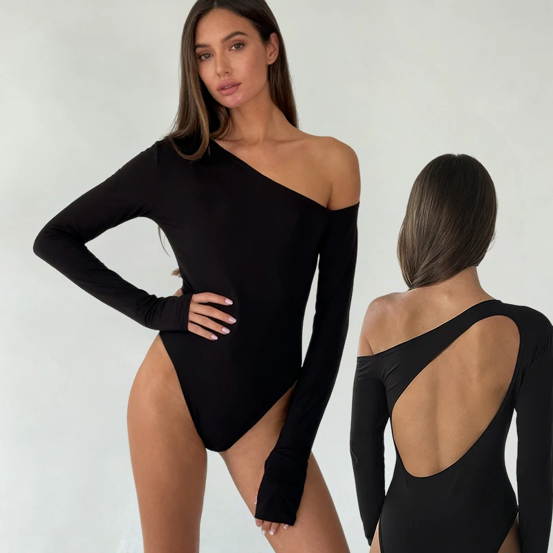 ملابس داخلية مثيرة مفرغة ورقبة مائلة ضيقة بدون ظهر وأكمام طويلة ثوب فضفاض للسيدات موضة خريف وربيع 2025 ملابس خروج للسيدات