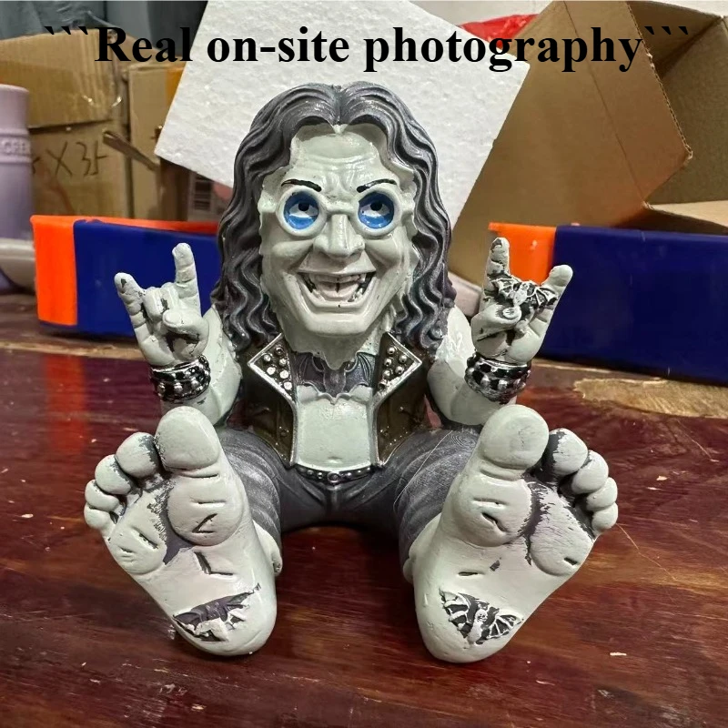 Vampire Rock Gnome Planter Black Sabbath Punk Rock Figurine Halloween Desktop Yard Decor Gift