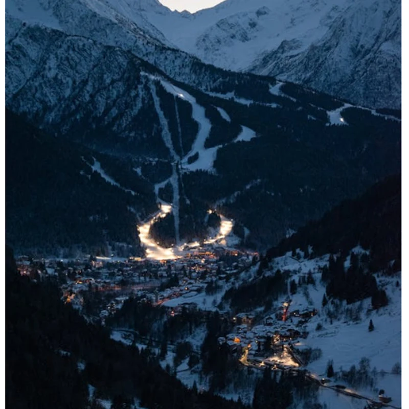 

​ T-Motor T-HOBBY Velox V2812 925KV/1155KV FPV-мотор с 28-мм статором, 8S, ультранизкое вибрационное воздействие, CinemaCore Tec для 7-8-дюймовых кинодронов-клинфлайтеров