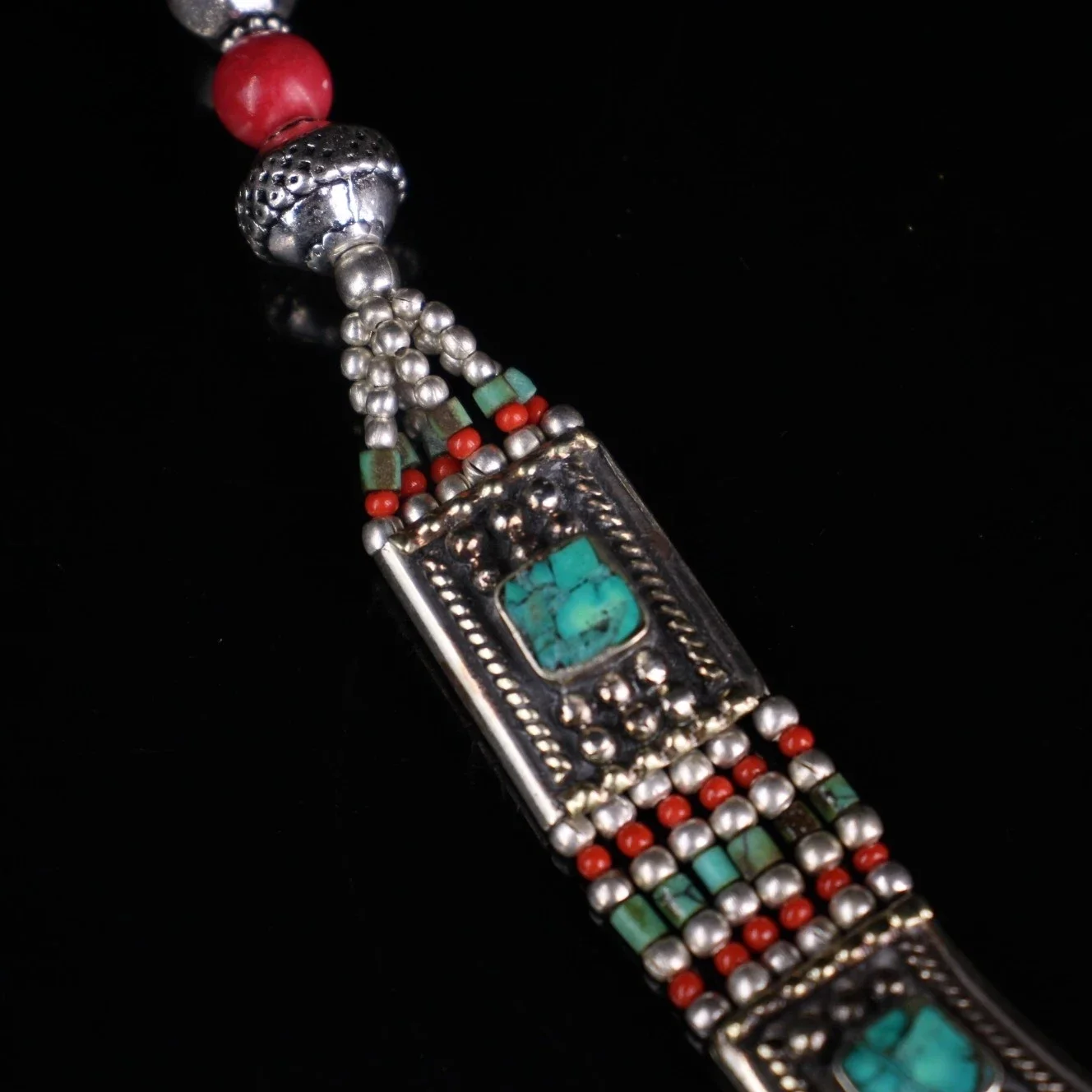 Handmade Tibetan Silver Inlaid Gem Necklace Pendant