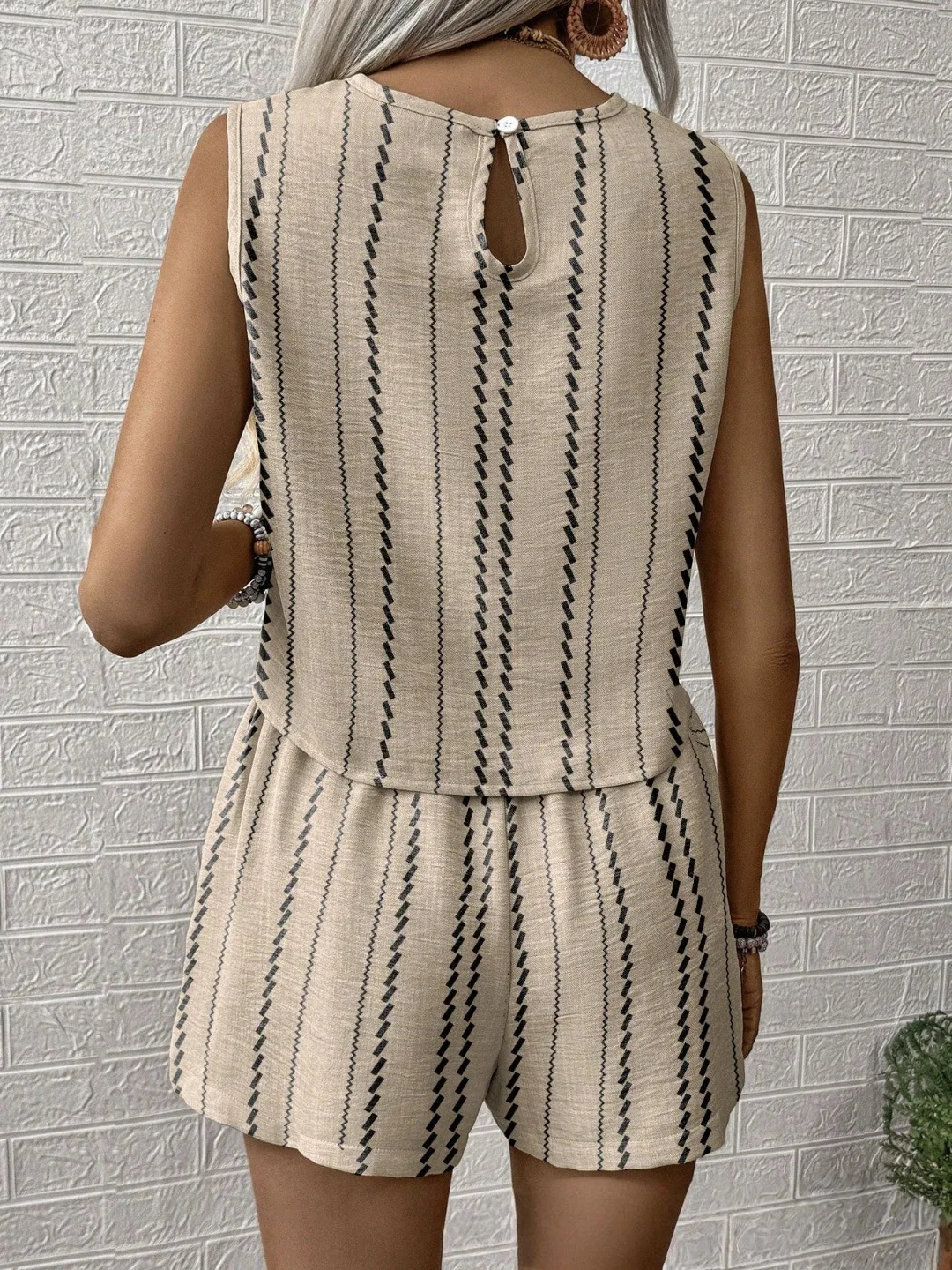 Cotton-Linen Vertical Striped Sleeveless Set Loose Casual Resort Style Linen Top and Shorts