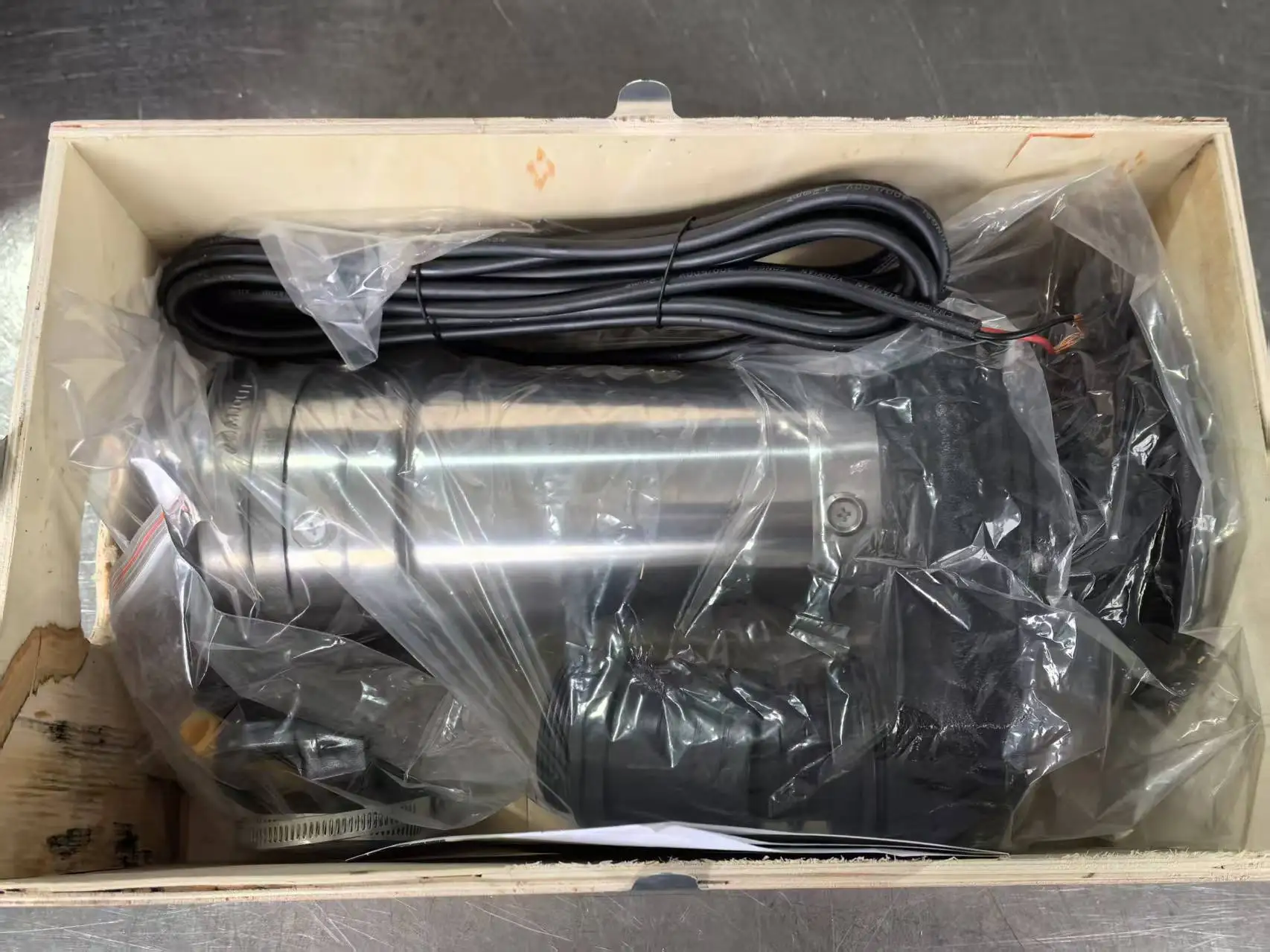 4 Inch Solar Water Pump for Farm Irrigation 66m3/h Solar Submersible Water Pump Submersible Solar Water Pump for Agriculture