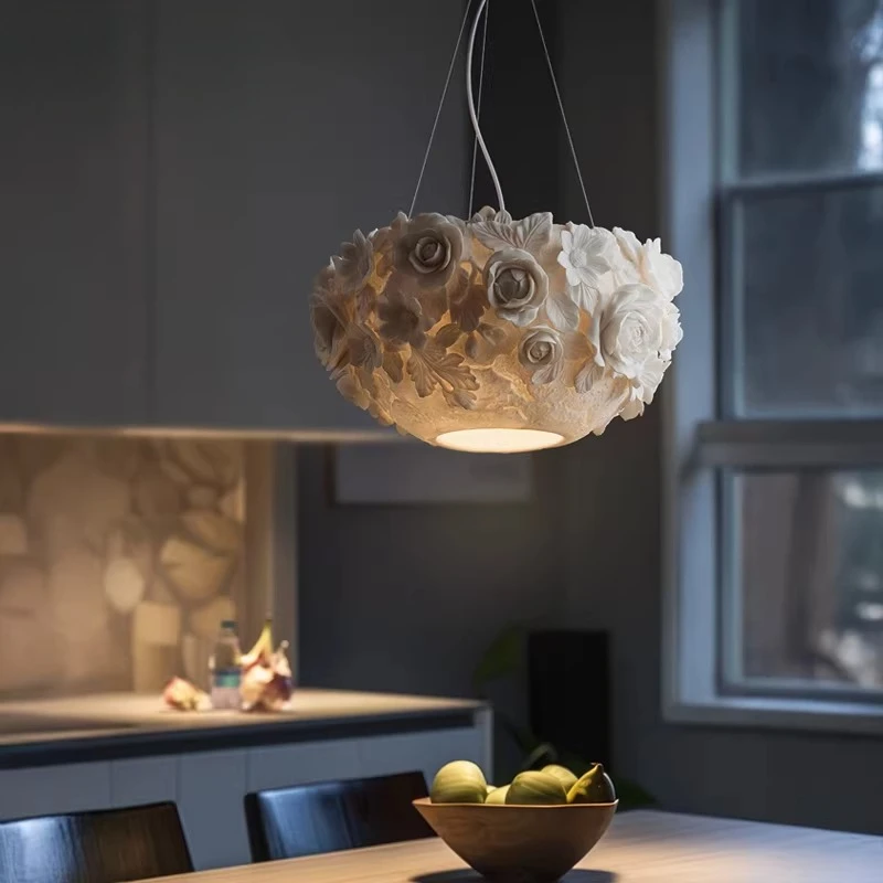 French Retro Cream Style Pendant Light Handmade Carving LED Hanging Lamp Villa Hotel Living Room Luxurious Home Decor Chandelier