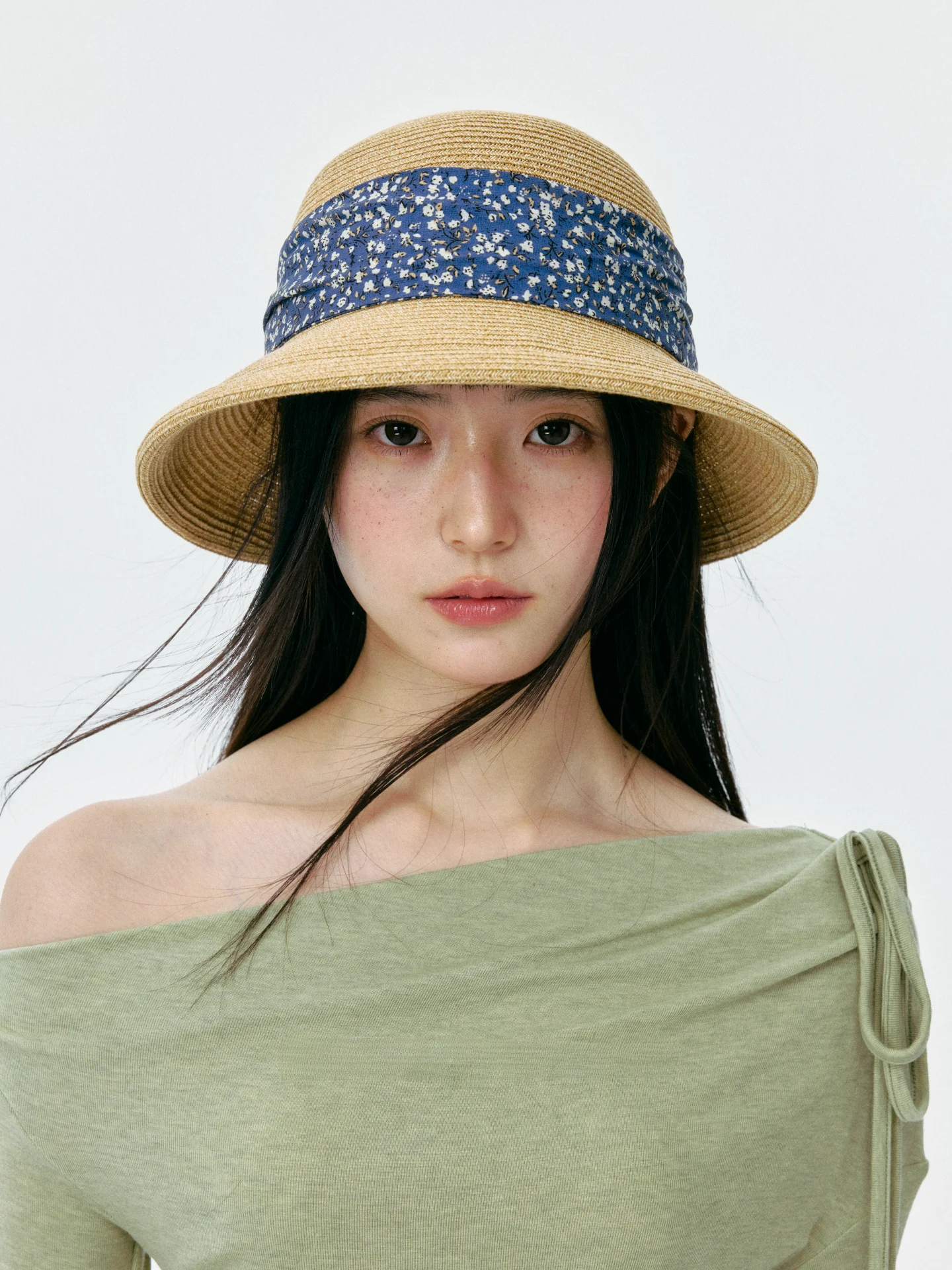 エレガントなヴィンテージ花柄装飾わら編み漁師帽子女性の春夏旅行日焼け防止帽子ホリデーグラスハット