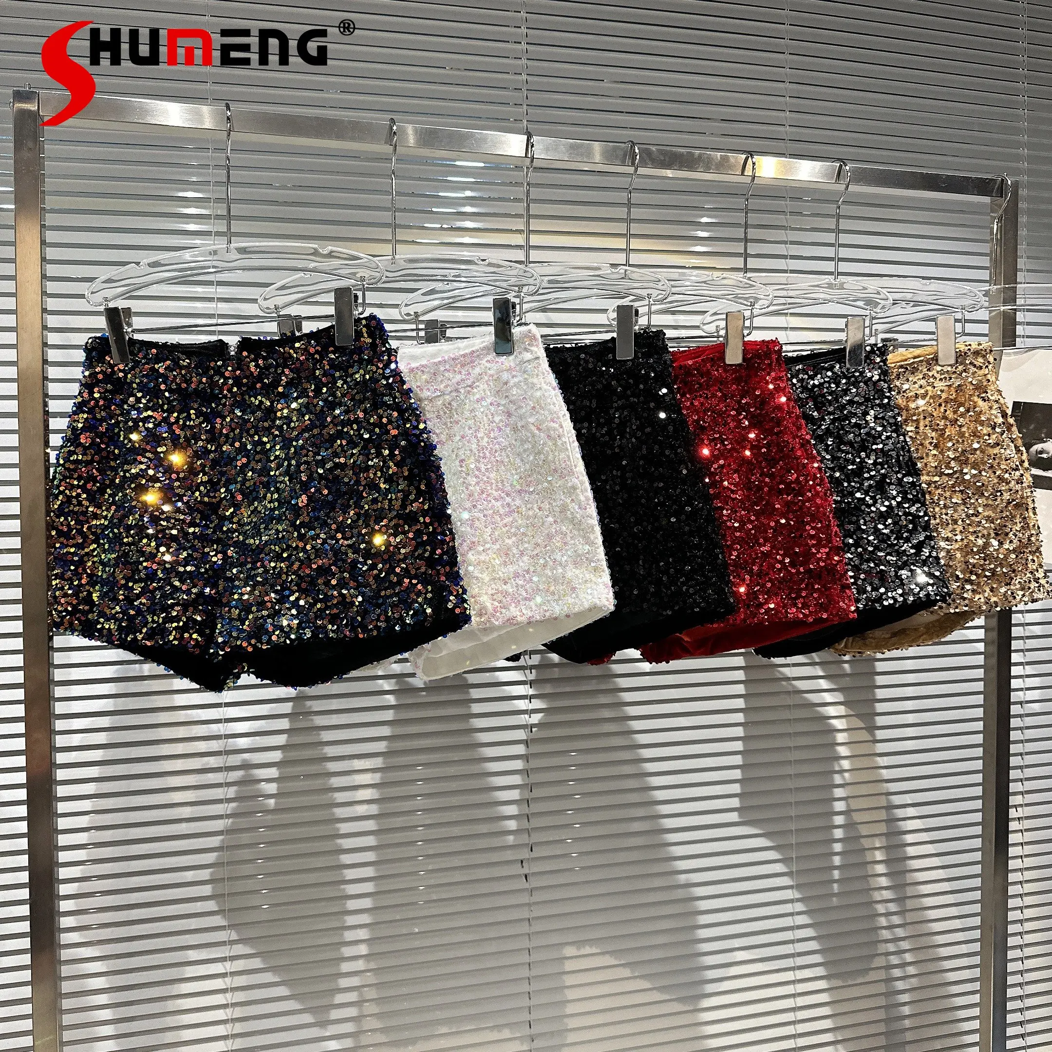 

2023 Spring and Summer New Colorful Sequins Sexy Shiny Shorts Heavy Industry Zipper Nightclub Socialite Short Hot Pants