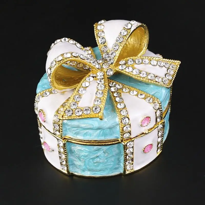 Pearl Powder Pearl Butterfly Large Capacity Jewelry Box - Flip Cover Dustproof Ring Earrings Storage Box - Birthday Gift