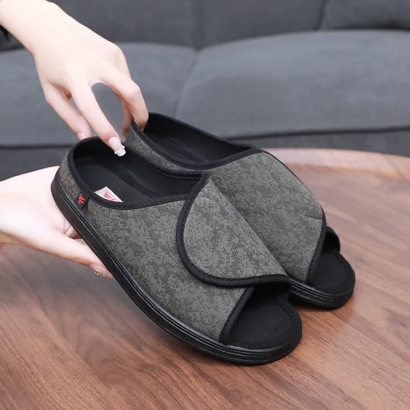 New Spring And Summer Women's Half-heeled Slippers Wider And Fat Swelling Feet Sugar Feet Wear Comfortable Rubber Foam Shoes