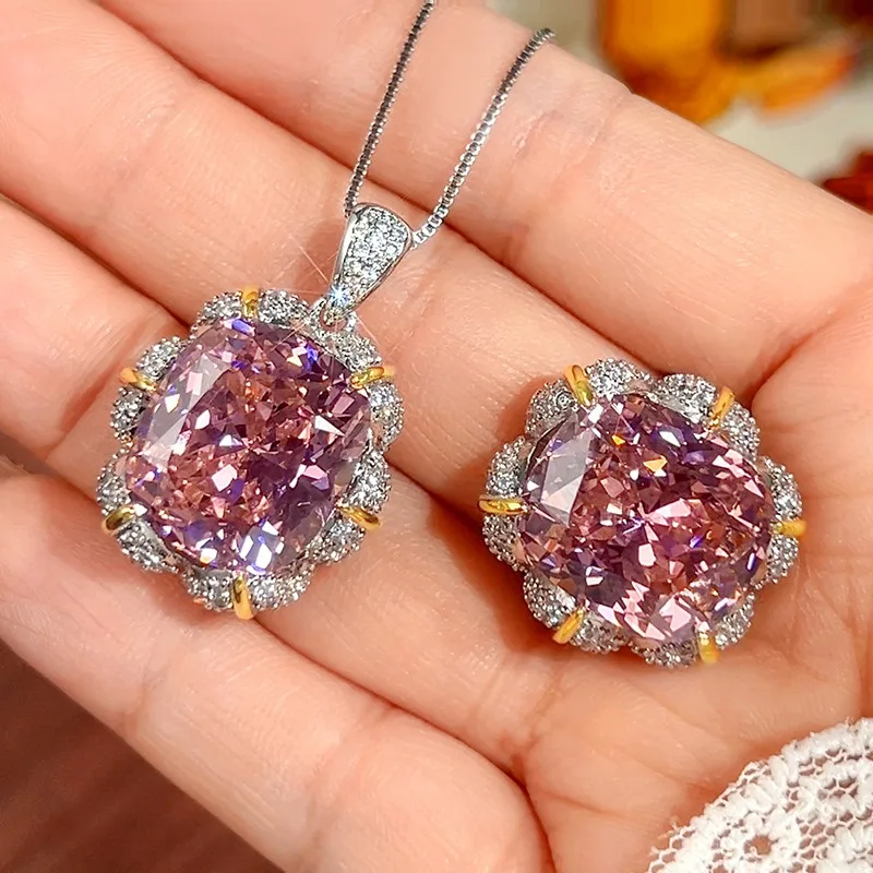 

New Lotus-shaped Pink Sugar Cube Pendant Necklace for Women Luxury Fine Jewelry Gift for Girlfriend Wedding Party Anniversary