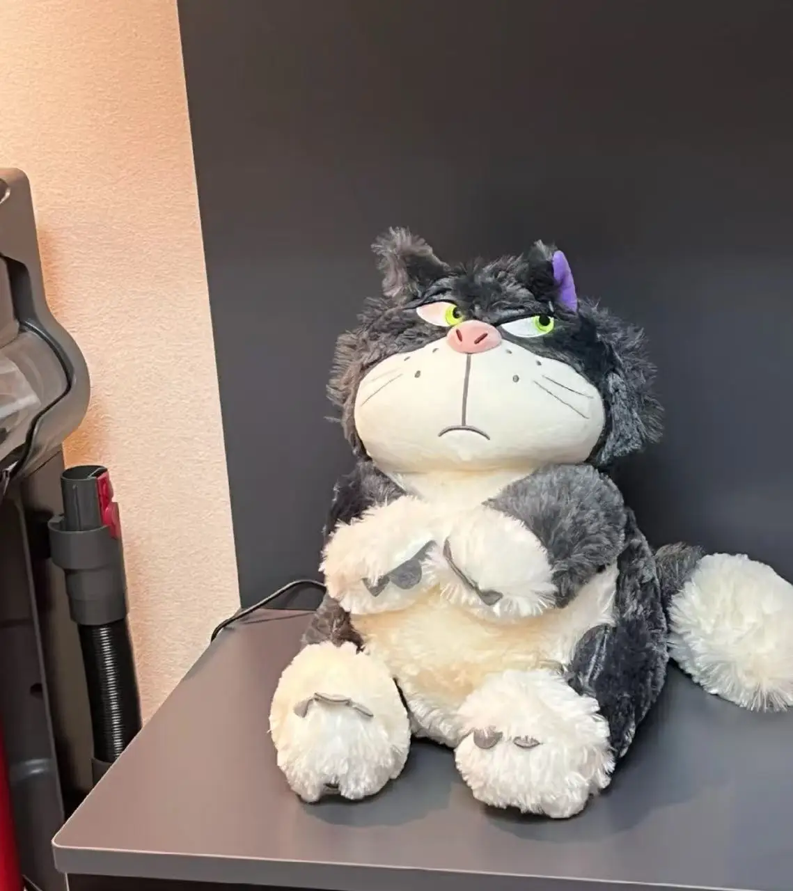 اليابانية مضحك لوسيفر القط دمية ألعاب من نسيج مخملي دمية لوسيفر باد القط وسادة كارول القط ألعاب من نسيج مخملي هدية عيد ميلاد فتاة