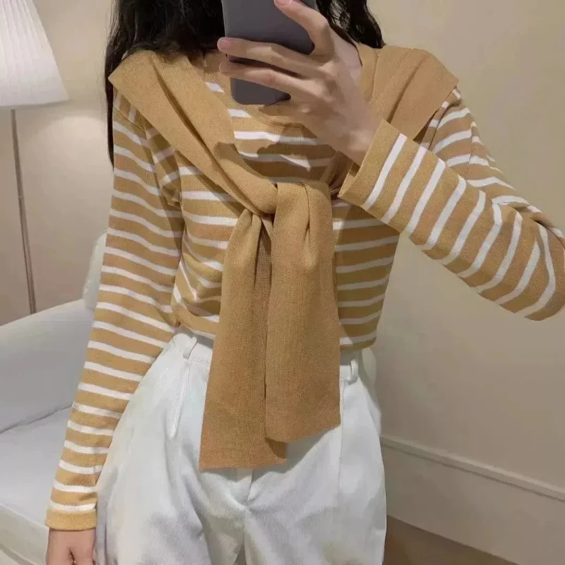 Korean Autumn Sweaters New Women's O-Neck Solid Striped Contrast Color Fake Two Pieces Loose Long Sleeve Pullovers Knitted Tops